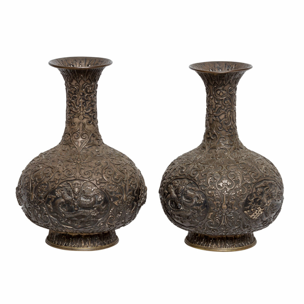 Paar Vasen aus Silber
